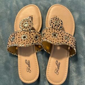 Cheetah print flat slides